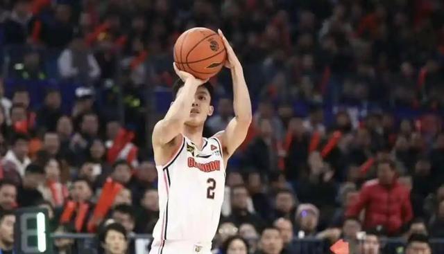 宁波男篮在比赛中火力全开，一举击败对手